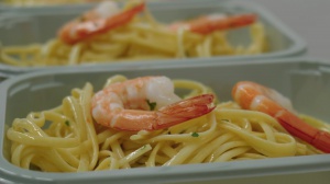 Evolve Trays with pasta and shrimp